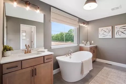 Bath - Cambrium Ct., Wentzville, MO 63385 photo 1 of 4