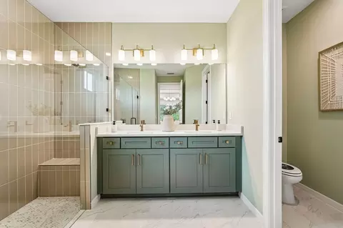 Bath - 9512 Vibrant Ln, Venice, FL 34292 photo 1 of 4