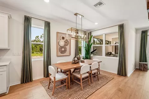 Dining - 9512 Vibrant Ln, Venice, FL 34292 photo 1 of 1