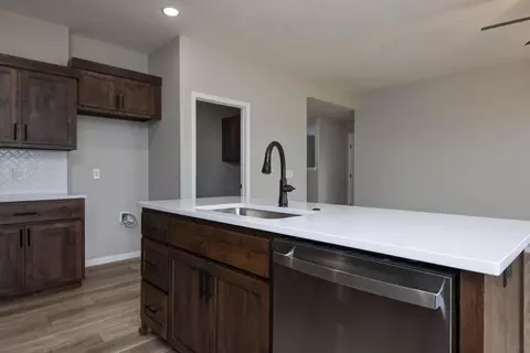 Kitchen - 1917 Wellington Dr, Ozark, MO 65721 photo 2 of 5