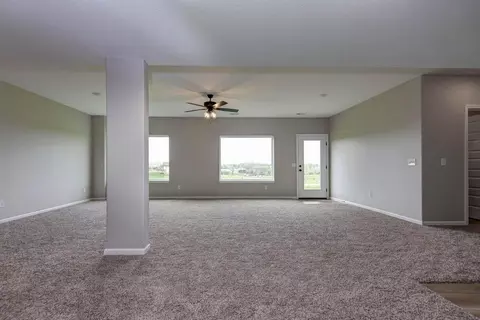 Living - 1917 Wellington Dr, Ozark, MO 65721 photo 3 of 6