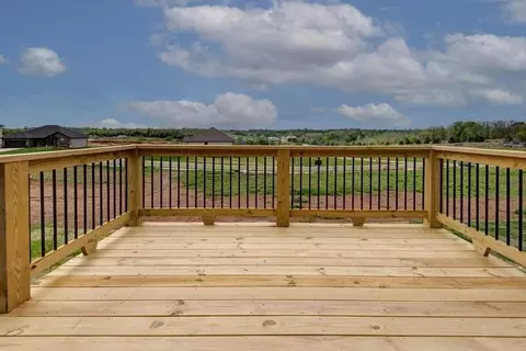Exterior - 1917 Wellington Dr, Ozark, MO 65721 photo 2 of 2