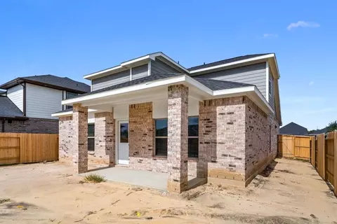 Exterior - 13809 Ryan Range Ln, Elgin, TX 78621 photo 4 of 6