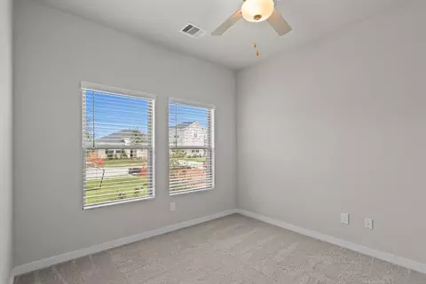 Bedroom - 13809 Ryan Range Ln, Elgin, TX 78621 photo 12 of 20