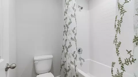 Bath - 3116 Knotts Dr, Montgomery, AL 36116 photo 8 of 8