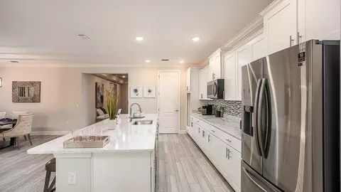 Kitchen - 24152 Shadowridge Dr, Daphne, AL 36526 photo 5 of 6