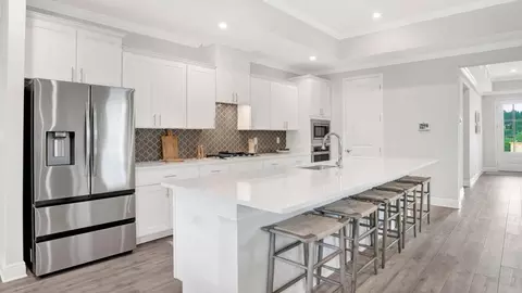 Kitchen - 24152 Shadowridge Dr, Daphne, AL 36526 photo 4 of 6