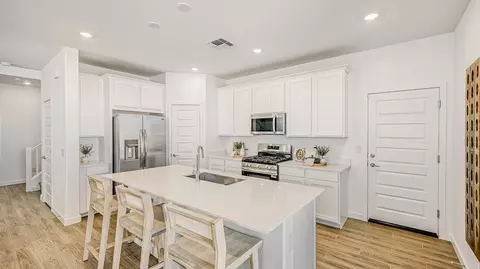 Kitchen - 87 W Fremont Pass, Apache Junction, AZ 85120 photo 1 of 4