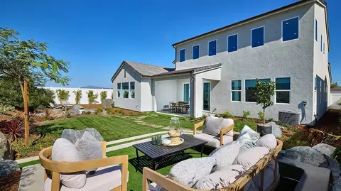 Exterior - 5548 Dora Way, Oceanside, CA 92057 photo 8 of 9