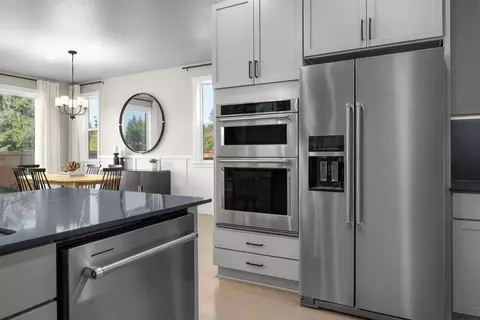 Kitchen - 24213 13th Ave SE, Bothell, WA 98021 photo 2 of 4