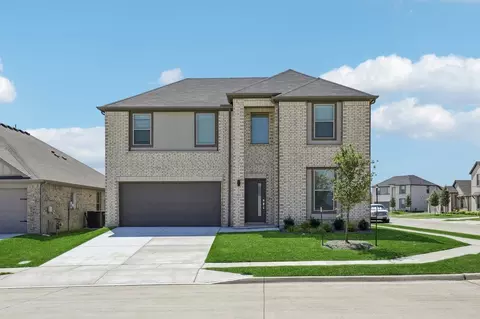 900 Mossy Oak Dr, Alvarado, TX 76009