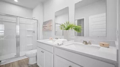 Bath - 102 Sabel Ct, Guyton, GA 31312 photo 1 of 4