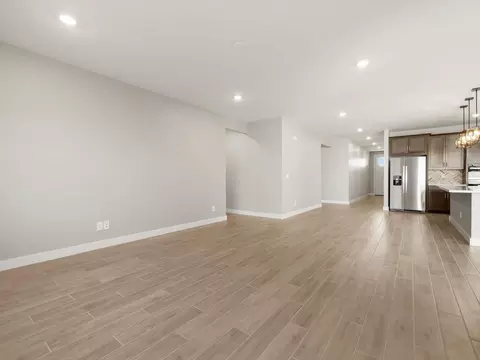 Living - 358 W Flatiron Trl, Apache Junction, AZ 85120 photo 1 of 2