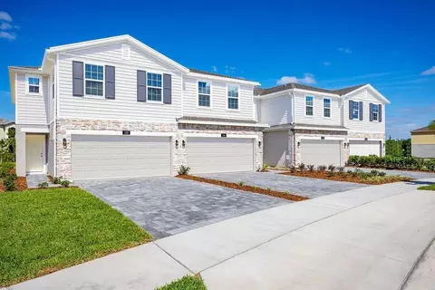455 Thompson Village Ave, Apopka, FL 32703