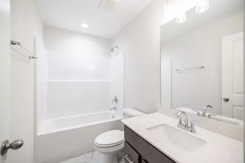 Bath - 10 Cedar Sage Ln, Fort Mitchell, AL 36856 photo 3 of 3