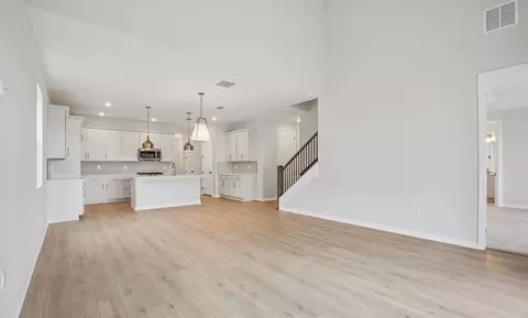 Living - 10167 Hidden Hammock Loop, Parrish, FL 34219 photo 4 of 4