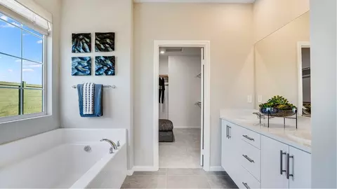 Bath - 17286 Cascade Ct, Hesperia, CA 92345 photo 1 of 4
