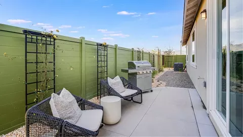 Exterior - 17286 Cascade Ct, Hesperia, CA 92345 photo 3 of 3