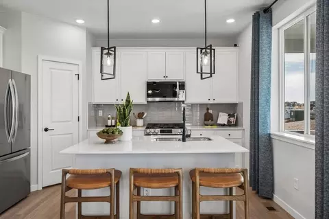 Kitchen - 20224 E 59th Ave, Aurora, CO 80019 photo 2 of 2