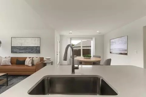 Kitchen - 8400 E Galveston St, Broken Arrow, OK 74014 photo 6 of 12