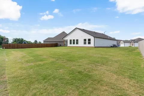 Exterior - 8400 E Galveston St, Broken Arrow, OK 74014 photo 15 of 21
