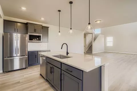 Kitchen - 154 Buckwheat Ln, Berthoud, CO 80513 photo 2 of 9