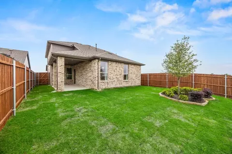Exterior - 111 Aston Way, Terrell, TX 75160 photo 8 of 9