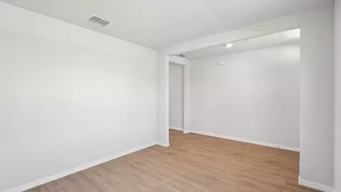 Living - 10422 Charlotte Dr, Parrish, FL 34219 photo 2 of 3