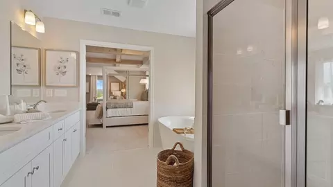 Bath - 228 Compass Rd, Hampton, GA 30228 photo 5 of 5