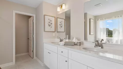 Bath - 228 Compass Rd, Hampton, GA 30228 photo 3 of 5