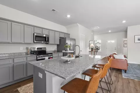 Kitchen - Clark Lane, Anderson, SC 29621 photo 3 of 6