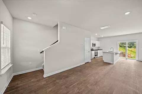 Living - Clark Lane, Anderson, SC 29621 photo 2 of 4
