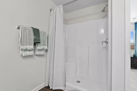 Bath - Clark Lane, Anderson, SC 29621 photo 3 of 4
