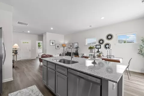 Kitchen - Clark Lane, Anderson, SC 29621 photo 4 of 6