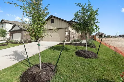 6570 Marsh Ln, Buda, TX 78610 photo 4