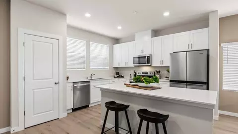 15215 35th Ave W UNIT C3, Lynnwood, WA 98087