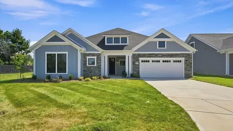 3015 Five Creek Rd, Charlotte, NC 28213