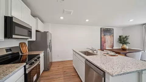 Kitchen - 18512 Caffee Dr, Vance, AL 35490 photo 3 of 6