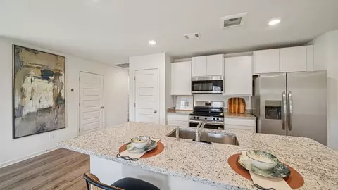 Kitchen - 18512 Caffee Dr, Vance, AL 35490 photo 1 of 6
