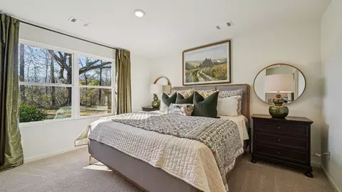 Bedroom - 18512 Caffee Dr, Vance, AL 35490 photo 4 of 11