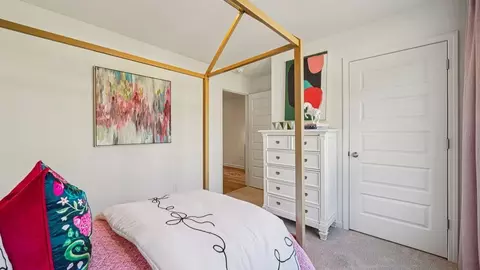 Bedroom - 18512 Caffee Dr, Vance, AL 35490 photo 2 of 11