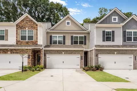 Exterior - 740 Trinity Dr, Auburn, GA 30011 photo 4 of 4