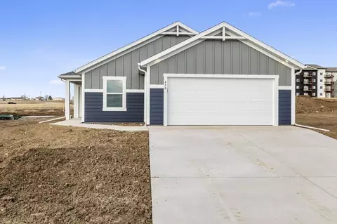 Exterior - Sky Ridge Ave, Spearfish, SD 57783 photo 3 of 3