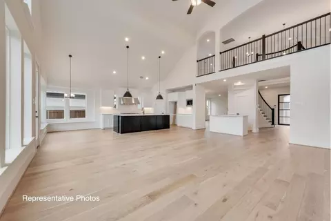 Living - 3533 Ithaca St, Corinth, TX 76208 photo 4 of 7