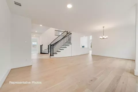 Living - 3533 Ithaca St, Corinth, TX 76208 photo 1 of 7