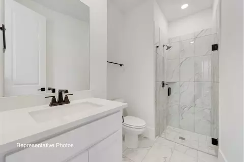 Bath - 3533 Ithaca St, Corinth, TX 76208 photo 3 of 7