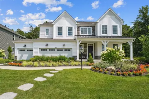 Exterior - 644 Fadley Loop E, Delaware, OH 43015 photo 6 of 16