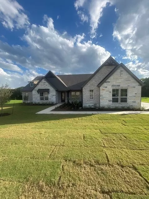 1103 Perrin Ln, Van Alstyne, TX 75495