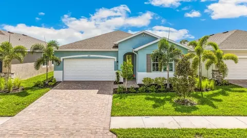 18145 Lagoon Reach Ln, North Fort Myers, FL 33917