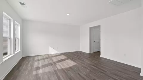 Living - 119 Vignette Dr, Smithfield, NC 27577 photo 2 of 4